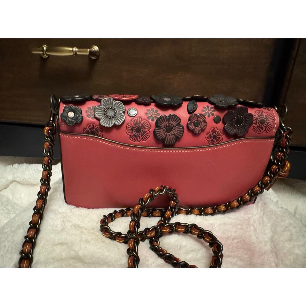 Stunning Pink and Black coach vintage Y2K Tea Rose Applique Dinky purse - Picture 3 of 14